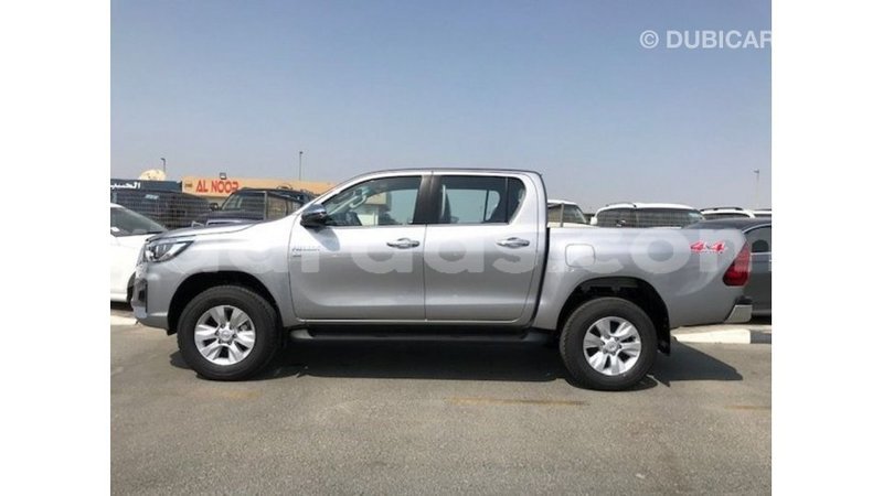 Big with watermark toyota hilux dakar import dubai 4812