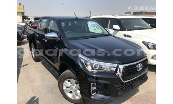 Acheter Import Voiture Toyota Hilux Noir à Import - Dubai, Dakar Acheter Import Voiture Toyota Hilux Noir à Import - Dubai, Dakar