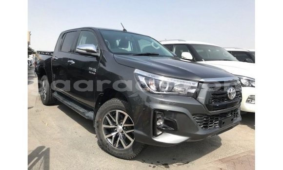 Buy Import Toyota Hilux Black Car in Import - Dubai in Dakar Buy Import Toyota Hilux Black Car in Import - Dubai in Dakar