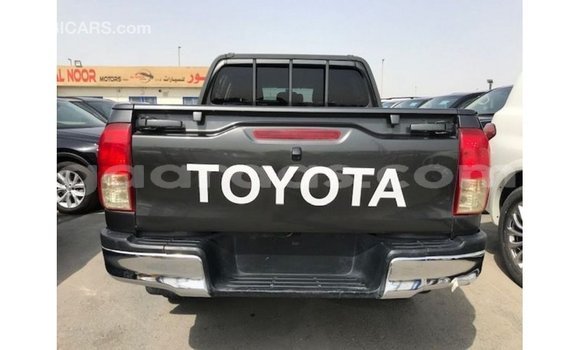 Buy Import Toyota Hilux Black Car in Import - Dubai in Dakar Buy Import Toyota Hilux Black Car in Import - Dubai in Dakar
