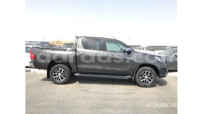 Big with watermark toyota hilux dakar import dubai 4816