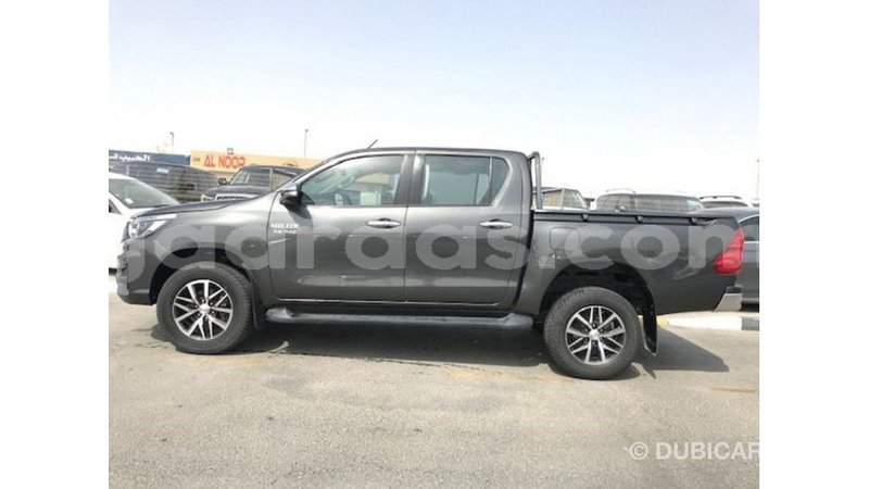 Big with watermark toyota hilux dakar import dubai 4816