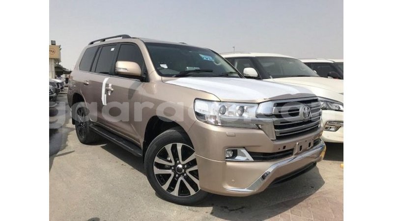 Big with watermark toyota land cruiser dakar import dubai 4818