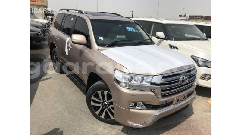 Big with watermark toyota land cruiser dakar import dubai 4818