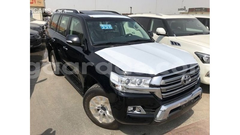 Big with watermark toyota land cruiser dakar import dubai 4819