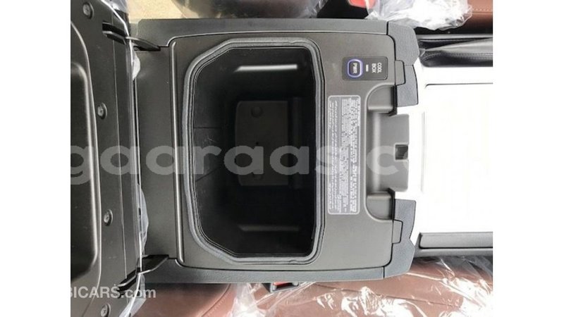 Big with watermark toyota land cruiser dakar import dubai 4819