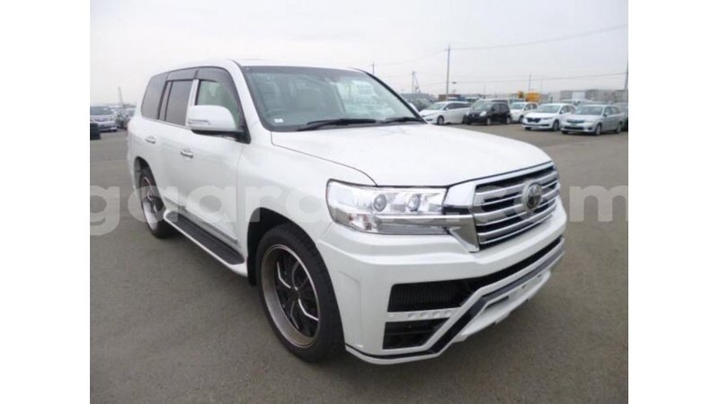 Big with watermark toyota land cruiser dakar import dubai 4821