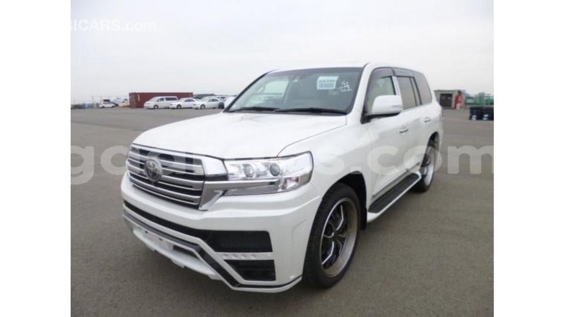 Big with watermark toyota land cruiser dakar import dubai 4821