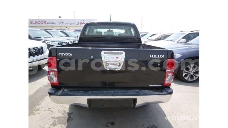 Big with watermark toyota hilux dakar import dubai 4824