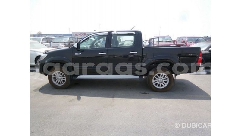 Big with watermark toyota hilux dakar import dubai 4824