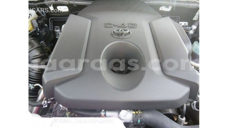 Big with watermark toyota prado dakar import dubai 4829