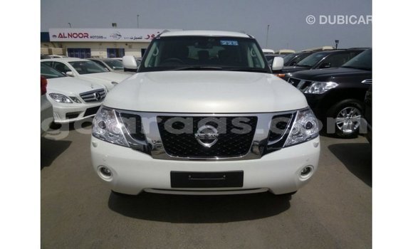 Buy Import Nissan Patrol White Car in Import - Dubai in Dakar Buy Import Nissan Patrol White Car in Import - Dubai in Dakar