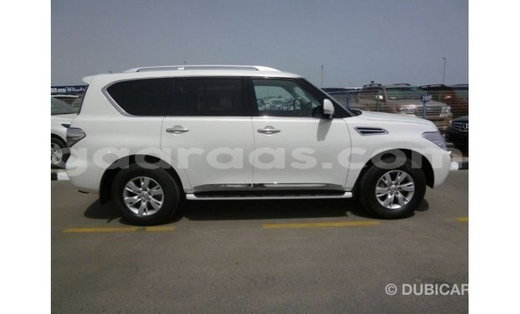 Buy Import Nissan Patrol White Car in Import - Dubai in Dakar Buy Import Nissan Patrol White Car in Import - Dubai in Dakar