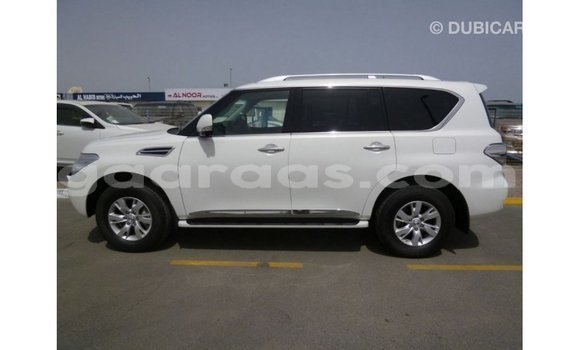 Buy Import Nissan Patrol White Car in Import - Dubai in Dakar Buy Import Nissan Patrol White Car in Import - Dubai in Dakar