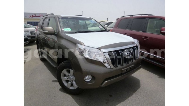 Big with watermark toyota prado dakar import dubai 4860