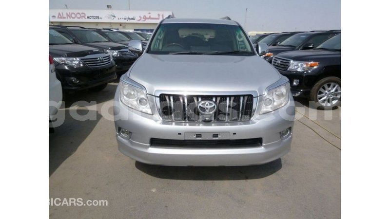 Big with watermark toyota prado dakar import dubai 4867