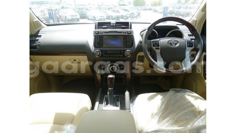 Big with watermark toyota prado dakar import dubai 4868