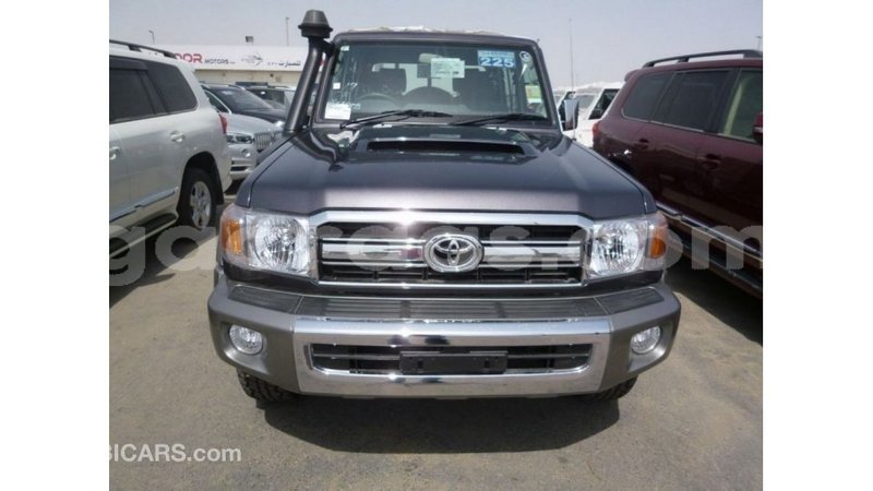 Big with watermark toyota land cruiser dakar import dubai 4876