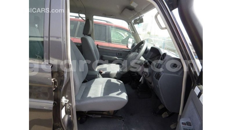 Big with watermark toyota land cruiser dakar import dubai 4876