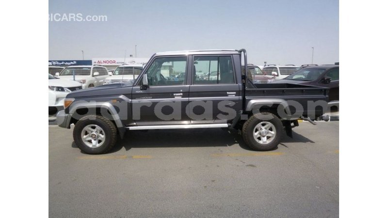 Big with watermark toyota land cruiser dakar import dubai 4876