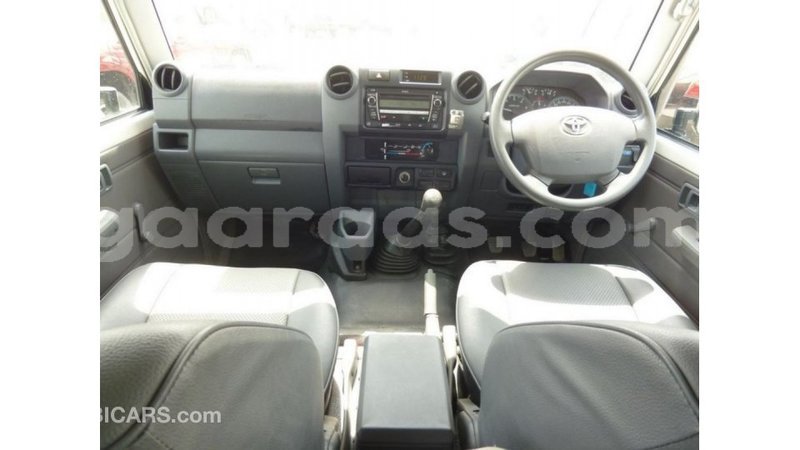 Big with watermark toyota land cruiser dakar import dubai 4878