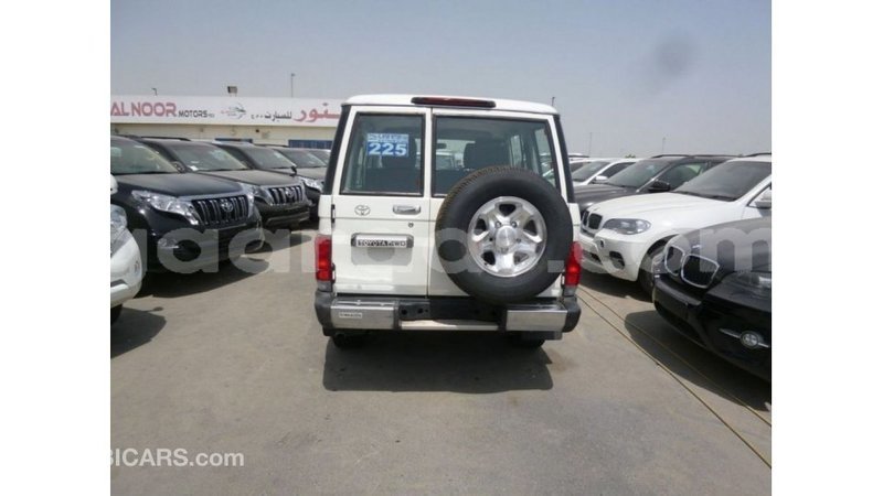 Big with watermark toyota land cruiser dakar import dubai 4878