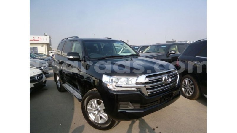 Big with watermark toyota land cruiser dakar import dubai 4889