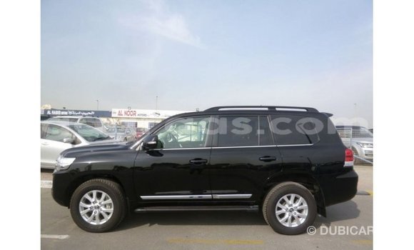 Acheter Import Voiture Toyota Land Cruiser Noir à Import - Dubai, Dakar Acheter Import Voiture Toyota Land Cruiser Noir à Import - Dubai, Dakar