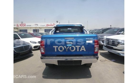 Buy Import Toyota Hilux Blue Car in Import - Dubai in Dakar Buy Import Toyota Hilux Blue Car in Import - Dubai in Dakar