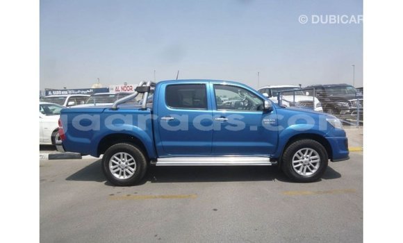Buy Import Toyota Hilux Blue Car in Import - Dubai in Dakar Buy Import Toyota Hilux Blue Car in Import - Dubai in Dakar