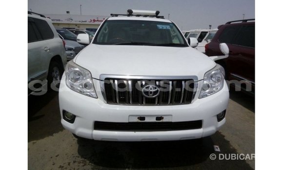 Acheter Import Voiture Toyota Prado Blanc à Import - Dubai, Dakar Acheter Import Voiture Toyota Prado Blanc à Import - Dubai, Dakar