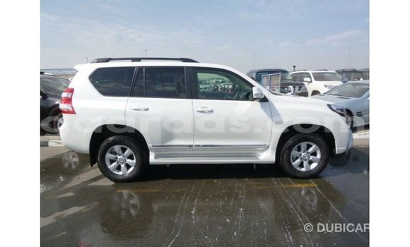 Acheter Import Voiture Toyota Prado Blanc à Import - Dubai, Dakar Acheter Import Voiture Toyota Prado Blanc à Import - Dubai, Dakar