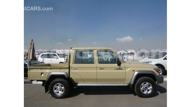 Big with watermark toyota land cruiser dakar import dubai 4923