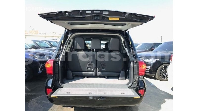 Big with watermark toyota land cruiser dakar import dubai 4928