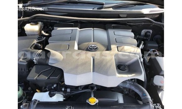 Acheter Import Voiture Toyota Land Cruiser Noir à Import - Dubai, Dakar Acheter Import Voiture Toyota Land Cruiser Noir à Import - Dubai, Dakar