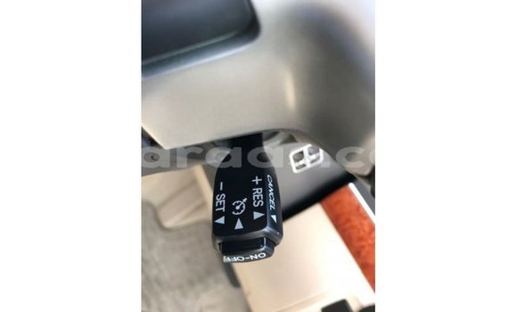 Acheter Import Voiture Toyota Land Cruiser Noir à Import - Dubai, Dakar Acheter Import Voiture Toyota Land Cruiser Noir à Import - Dubai, Dakar