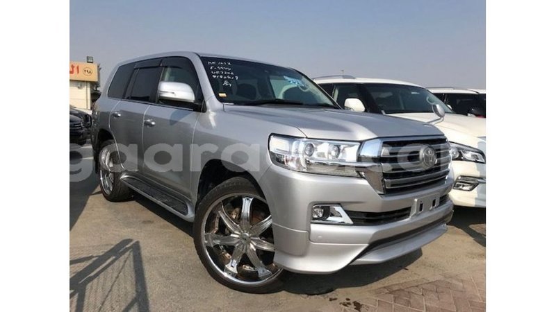 Big with watermark toyota land cruiser dakar import dubai 4931