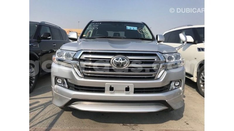 Big with watermark toyota land cruiser dakar import dubai 4931