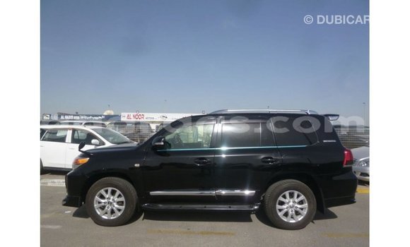 Buy Import Toyota Land Cruiser Black Car in Import - Dubai in Dakar Buy Import Toyota Land Cruiser Black Car in Import - Dubai in Dakar