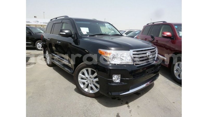 Big with watermark toyota land cruiser dakar import dubai 4939