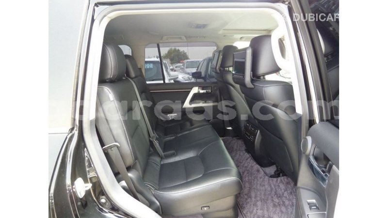 Big with watermark toyota land cruiser dakar import dubai 4939