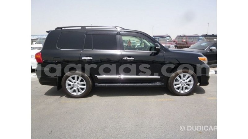 Big with watermark toyota land cruiser dakar import dubai 4939