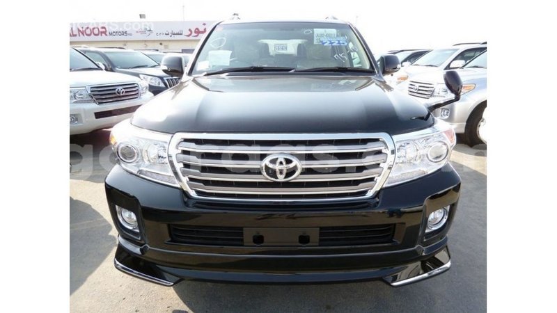 Big with watermark toyota land cruiser dakar import dubai 4942