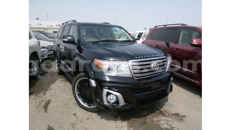 Big with watermark toyota land cruiser dakar import dubai 4946