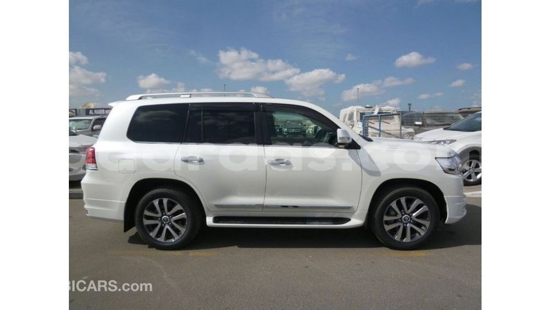 Big with watermark toyota land cruiser dakar import dubai 4948