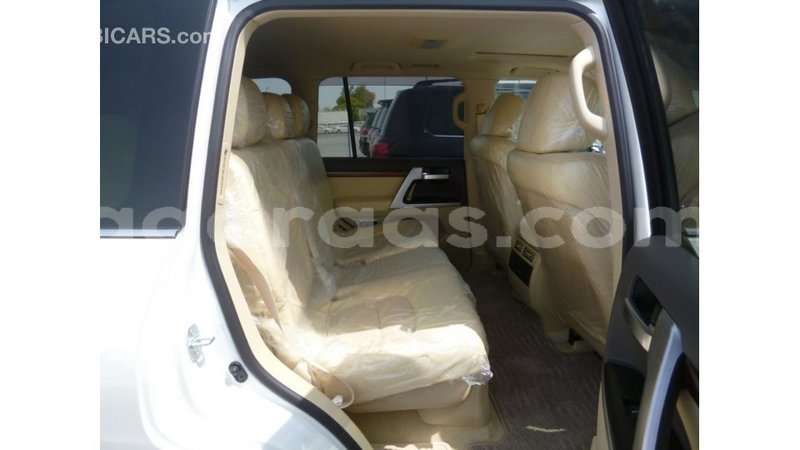 Big with watermark toyota land cruiser dakar import dubai 4949