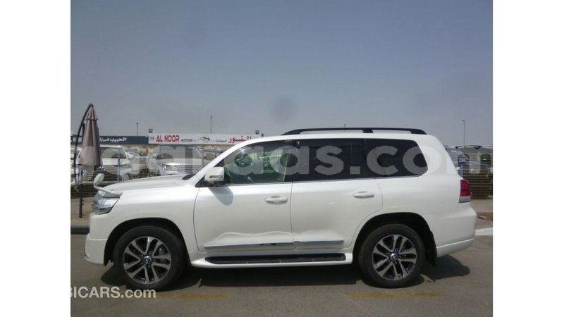 Big with watermark toyota land cruiser dakar import dubai 4949