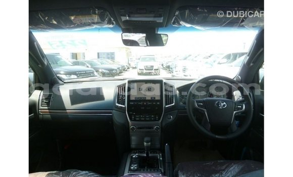 Buy Import Toyota Land Cruiser Black Car in Import - Dubai in Dakar Buy Import Toyota Land Cruiser Black Car in Import - Dubai in Dakar