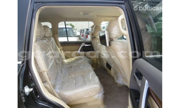 Buy Import Toyota Land Cruiser Black Car in Import - Dubai in Dakar Buy Import Toyota Land Cruiser Black Car in Import - Dubai in Dakar