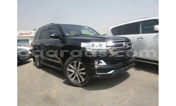 Buy Import Toyota Land Cruiser Black Car in Import - Dubai in Dakar Buy Import Toyota Land Cruiser Black Car in Import - Dubai in Dakar